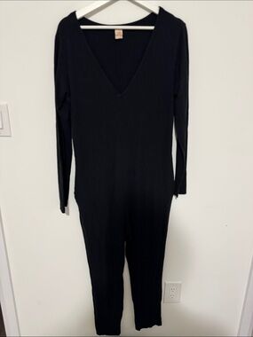 Smash + Tess Black V-Neck Long-Sleeve Jumpsuit